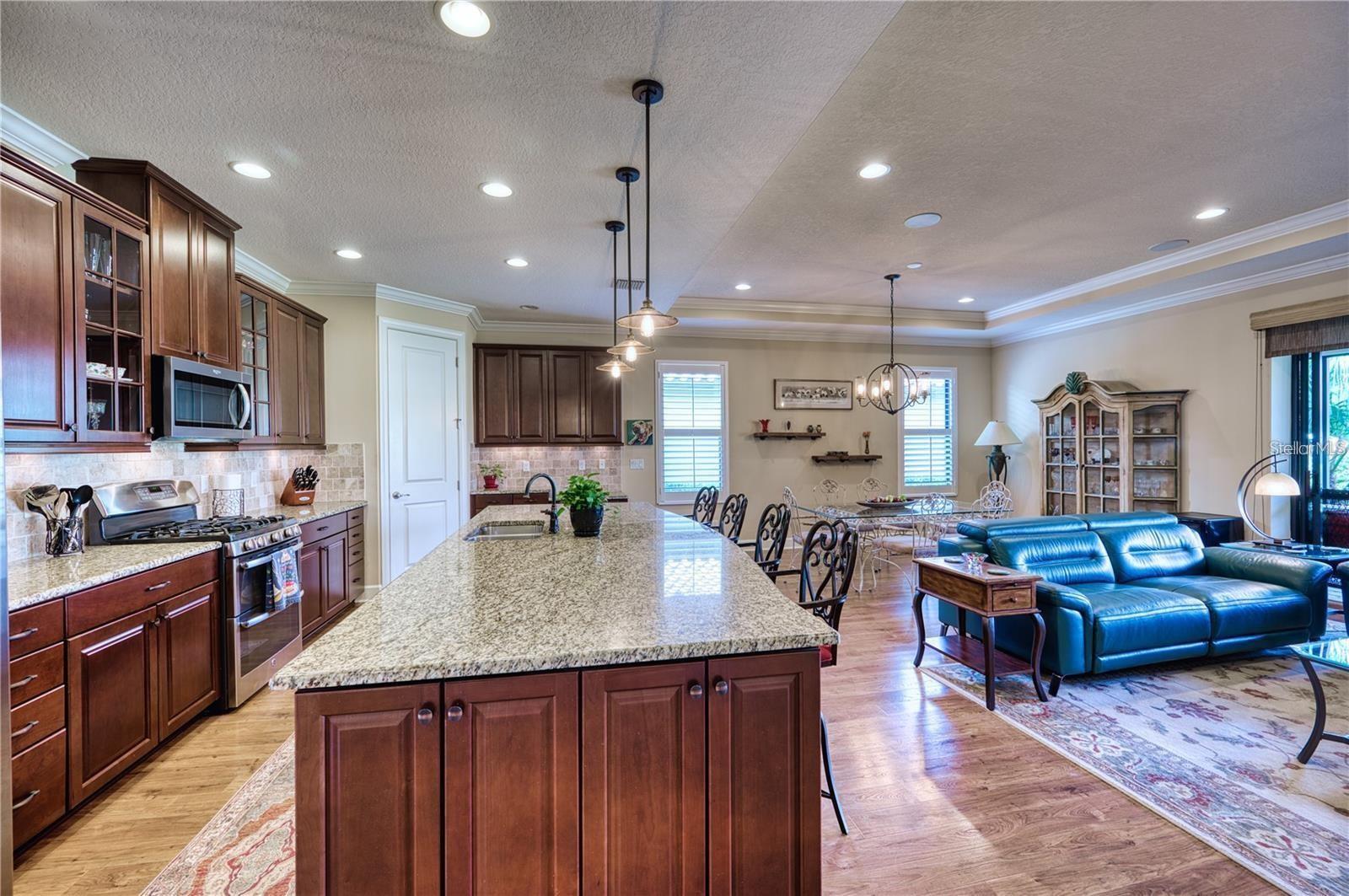 13031 Palermo Dr Property Photo 9
