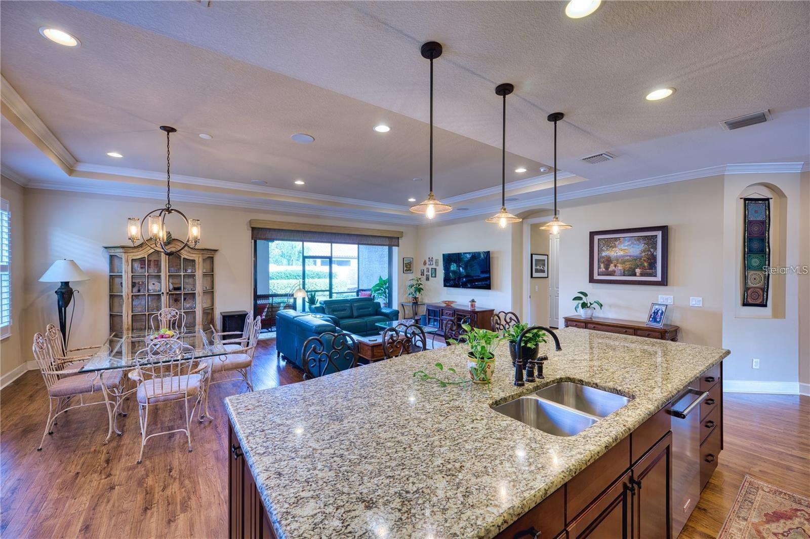 13031 Palermo Dr Property Photo 10