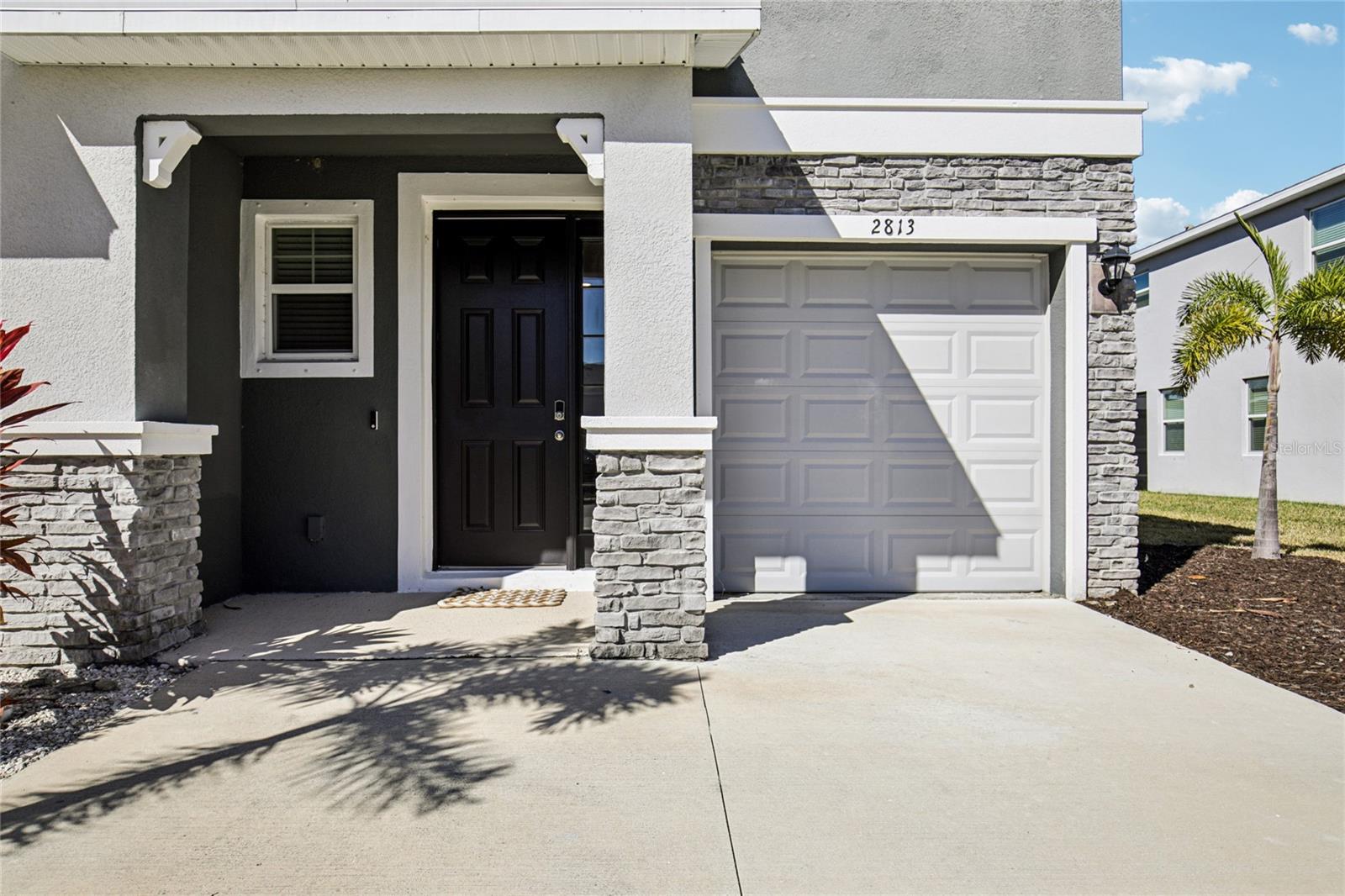 2813 Midnight Pearl Dr Property Photo 1