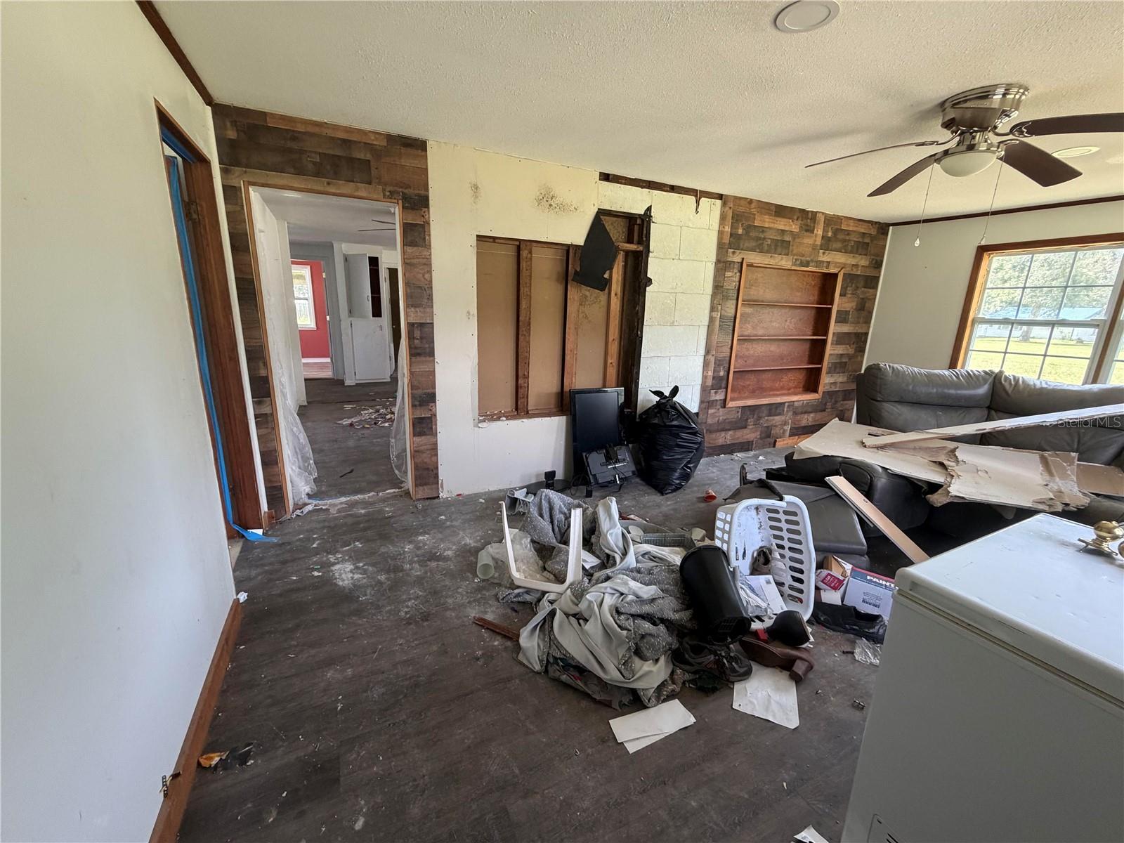 9929 Factory Ave Property Photo 8
