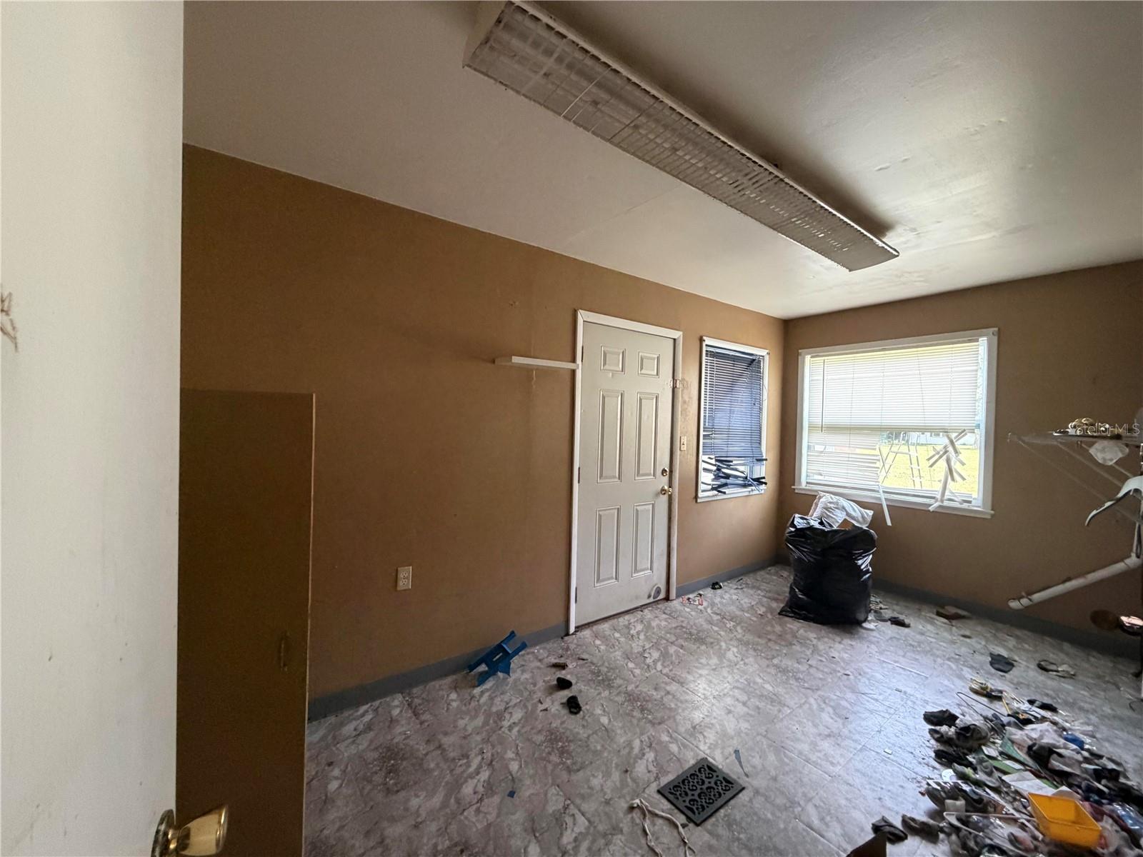 9929 Factory Ave Property Photo 13
