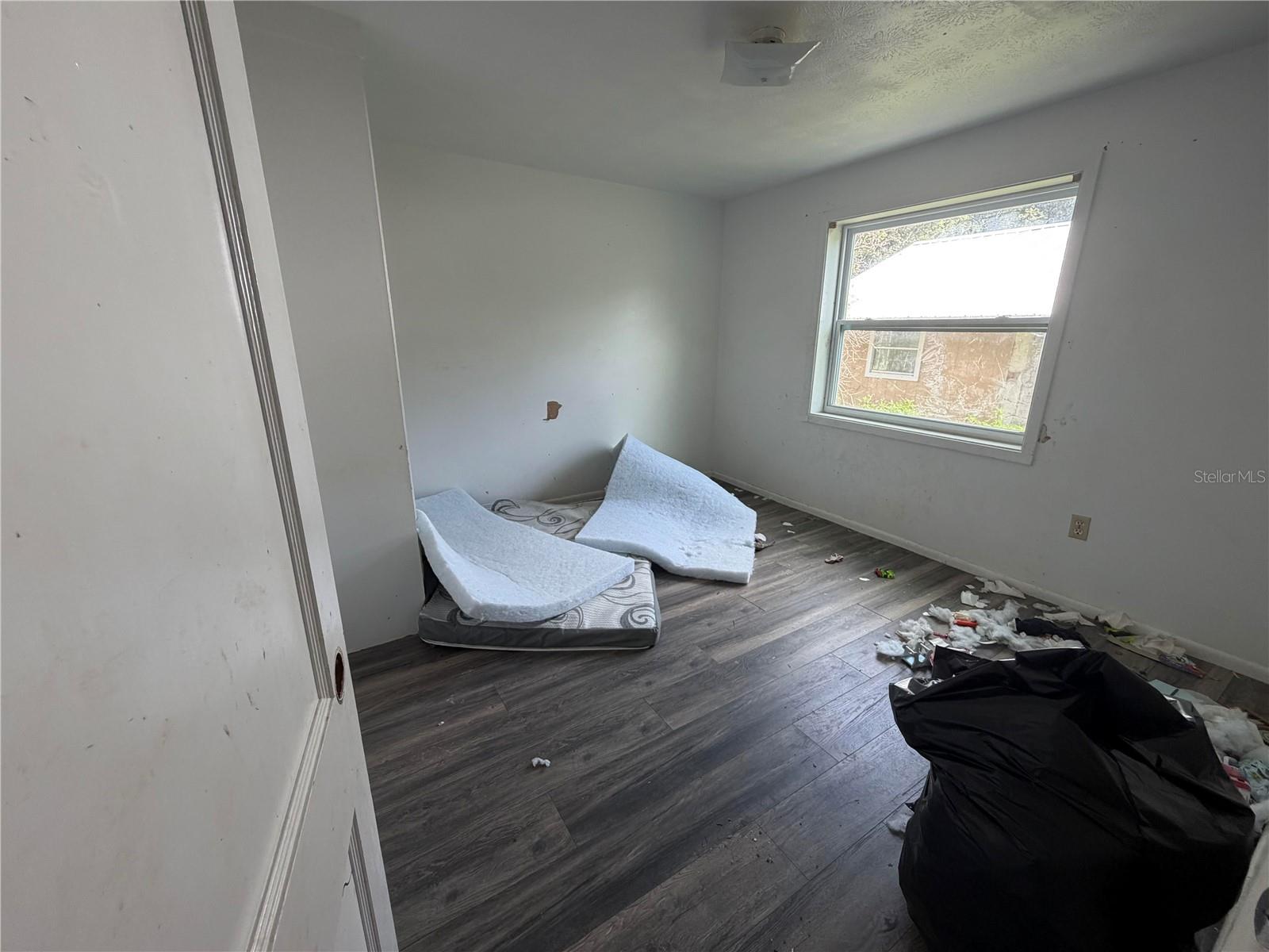 9929 Factory Ave Property Photo 18