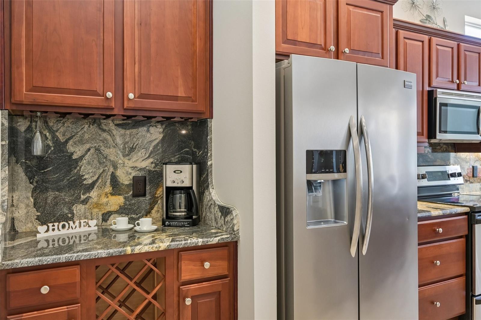 547 Meadow Sweet Cir Property Photo 11