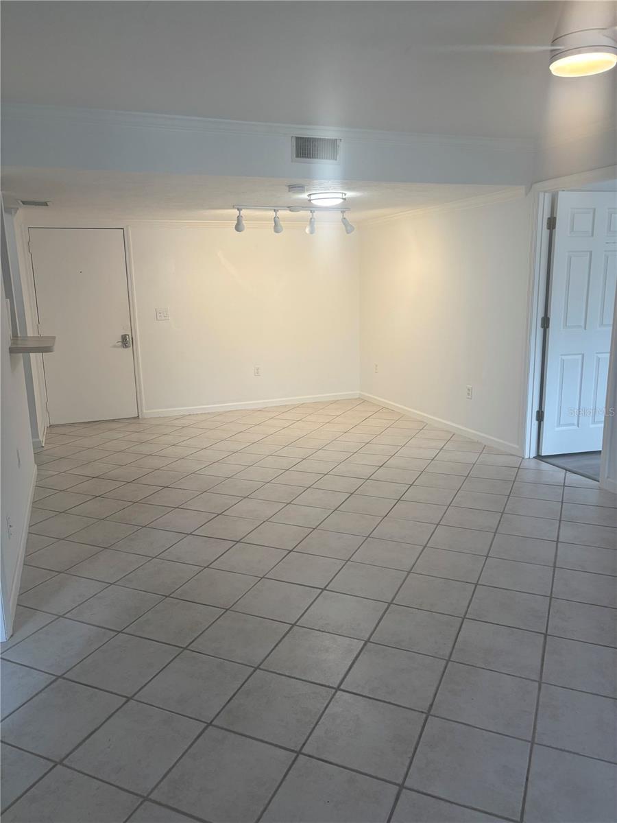 503 Albee Farm Rd #b28 Property Photo 3