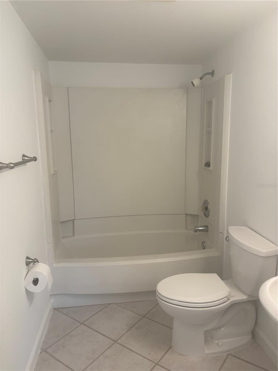 503 Albee Farm Rd #b28 Property Photo 10