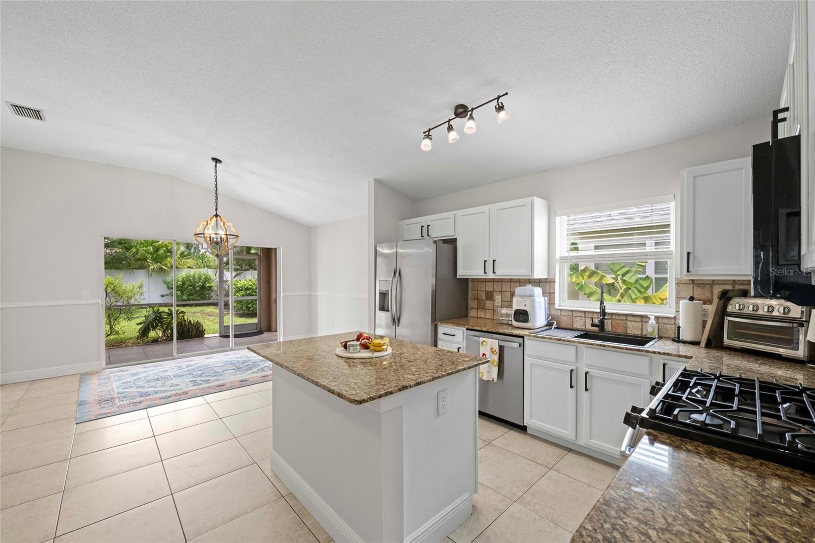 6222 Blueflower Ct Property Photo 6