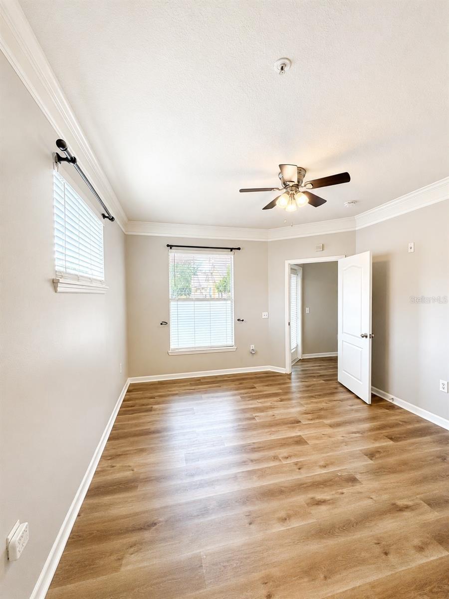 8813 Villa View Cir #204 Property Photo 14