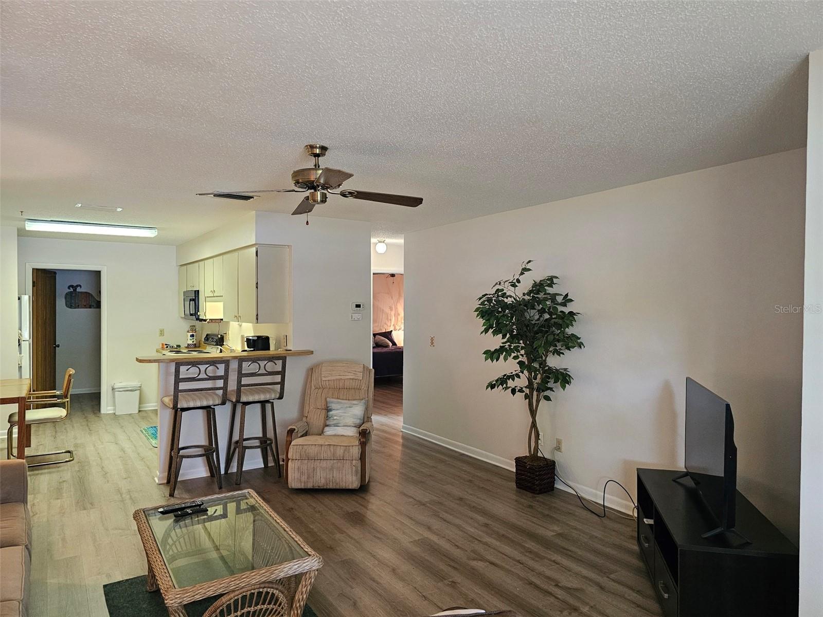 4132 66th Street Cir W Property Photo 8