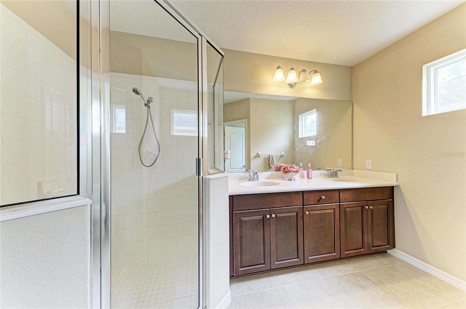 12662 Shimmering Oak Cir Property Photo 20