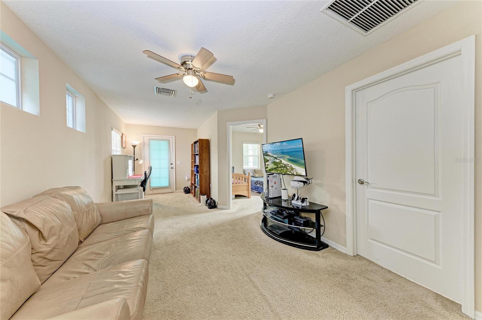 12662 Shimmering Oak Cir Property Photo 24