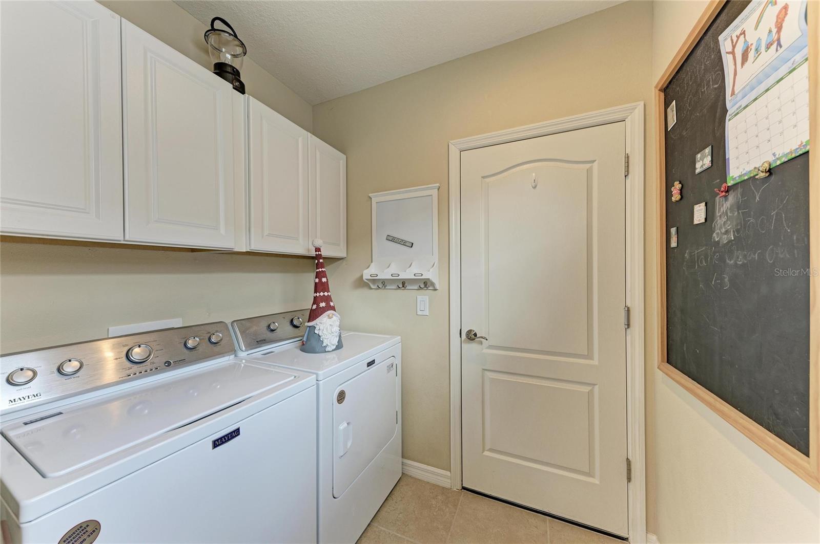 12662 Shimmering Oak Cir Property Photo 32
