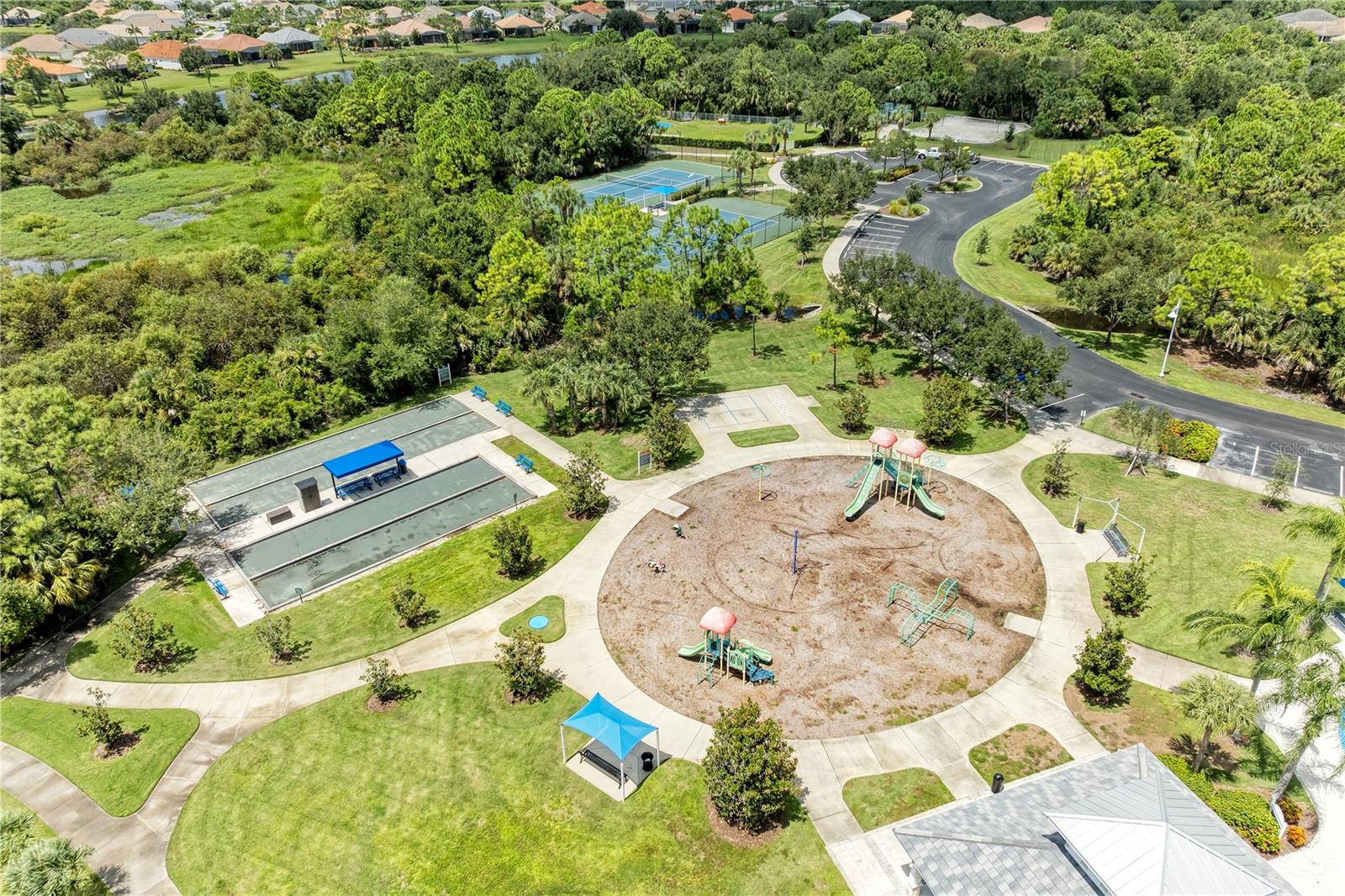 12662 Shimmering Oak Cir Property Photo 41