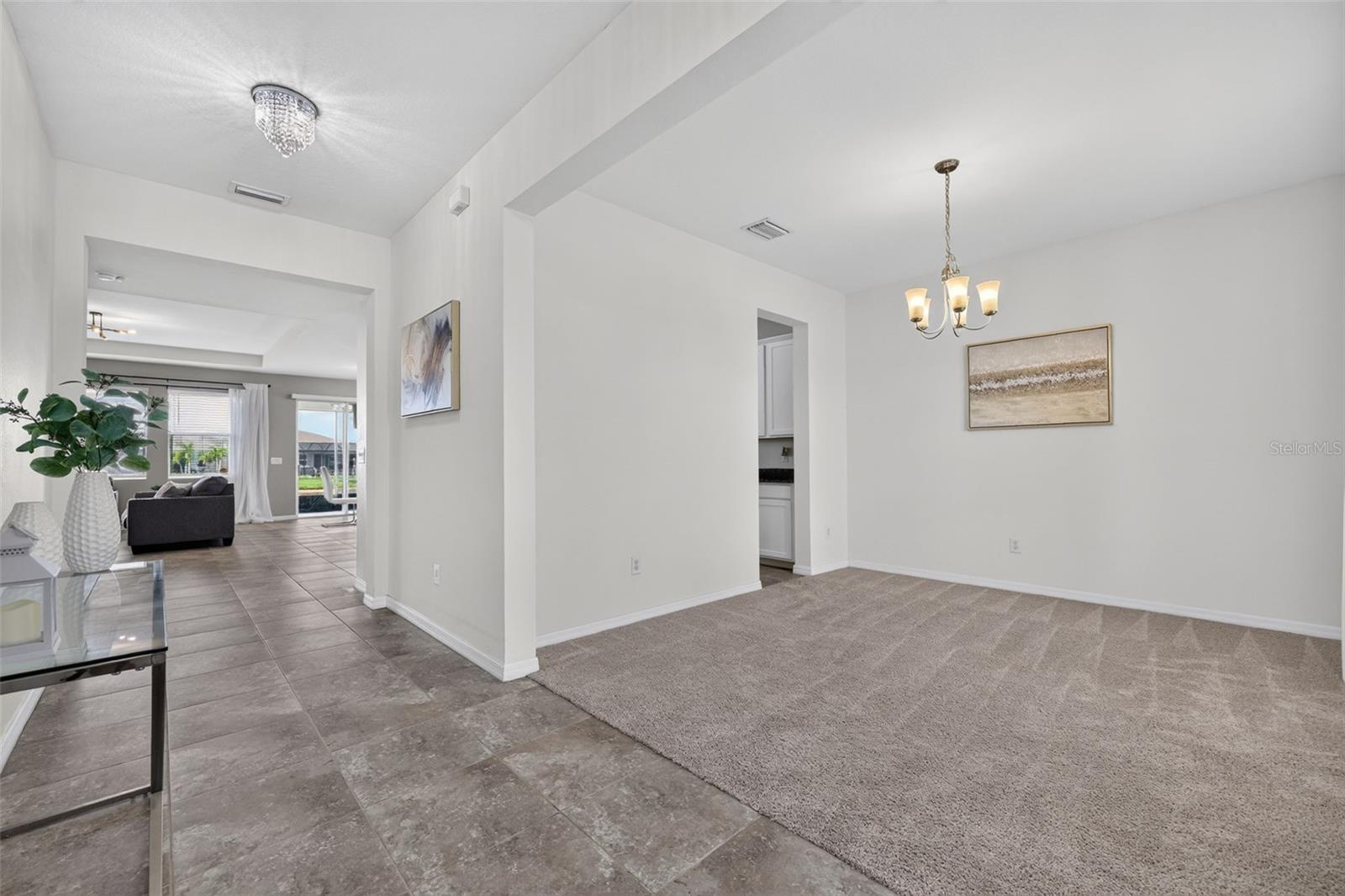 6541 Devesta Loop Property Photo 7