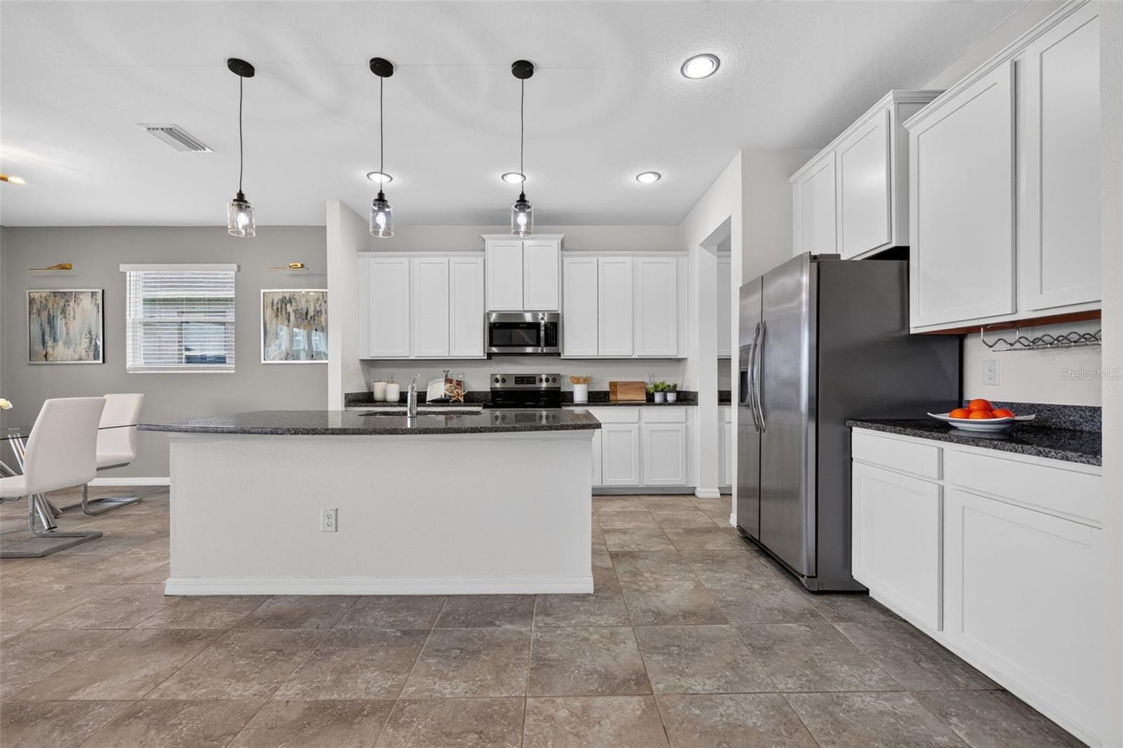6541 Devesta Loop Property Photo 13