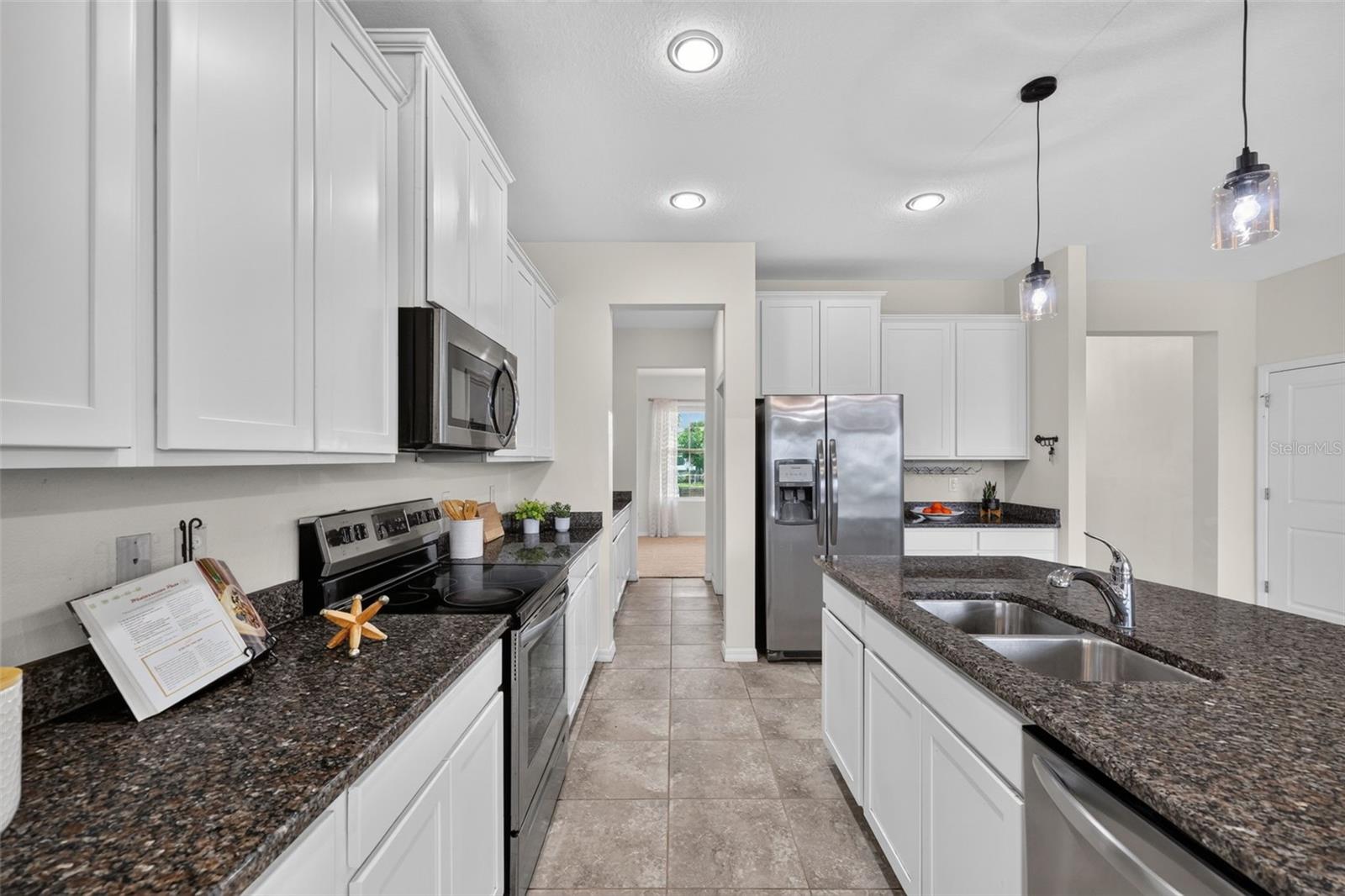 6541 Devesta Loop Property Photo 17