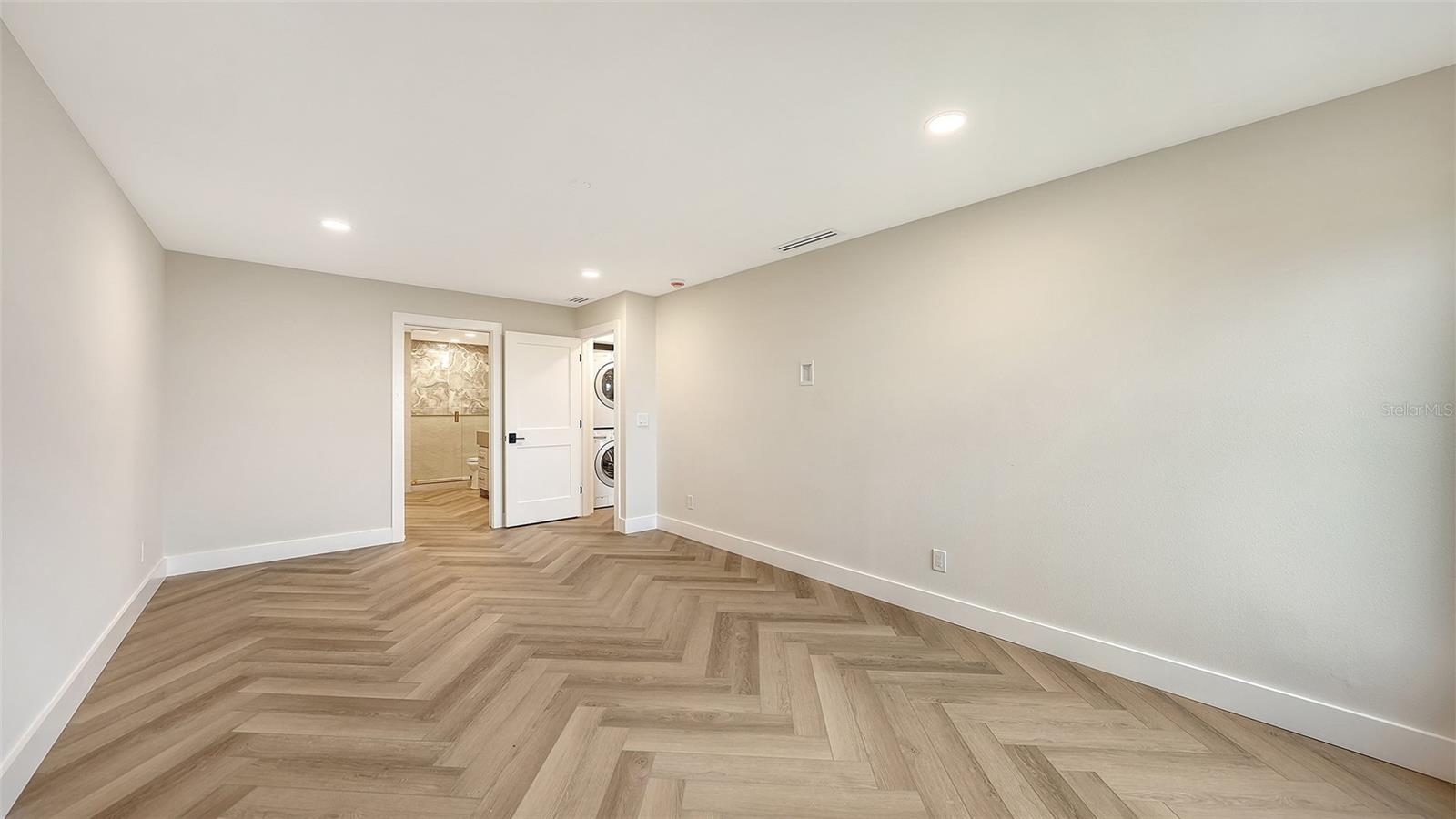 2089 Gulf Of Mexico Dr #g1-104 Property Photo 31