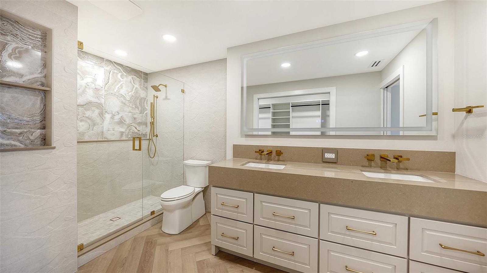2089 Gulf Of Mexico Dr #g1-104 Property Photo 36