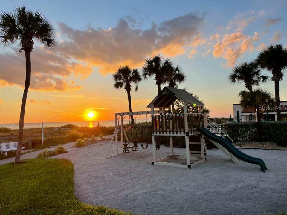 2089 Gulf Of Mexico Dr #g1-104 Property Photo 72