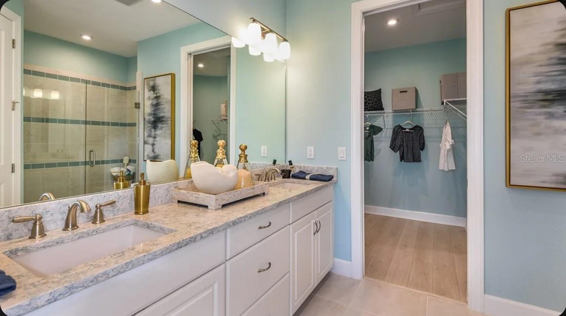 14521 Derna Ter Property Photo 4
