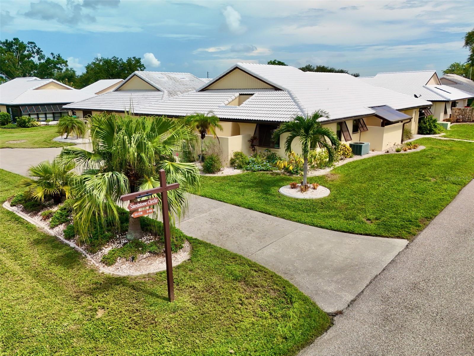 44 Sandstone Cir Property Photo 3