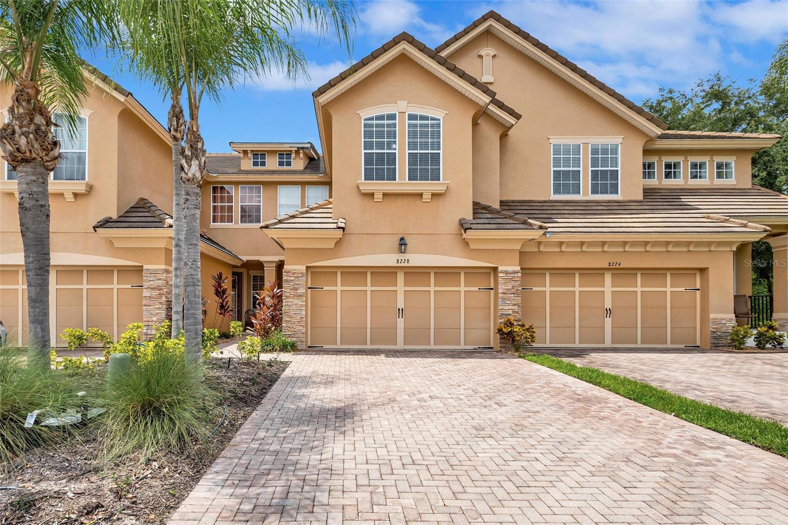 8228 VILLA GRANDE CT Property Photo 1