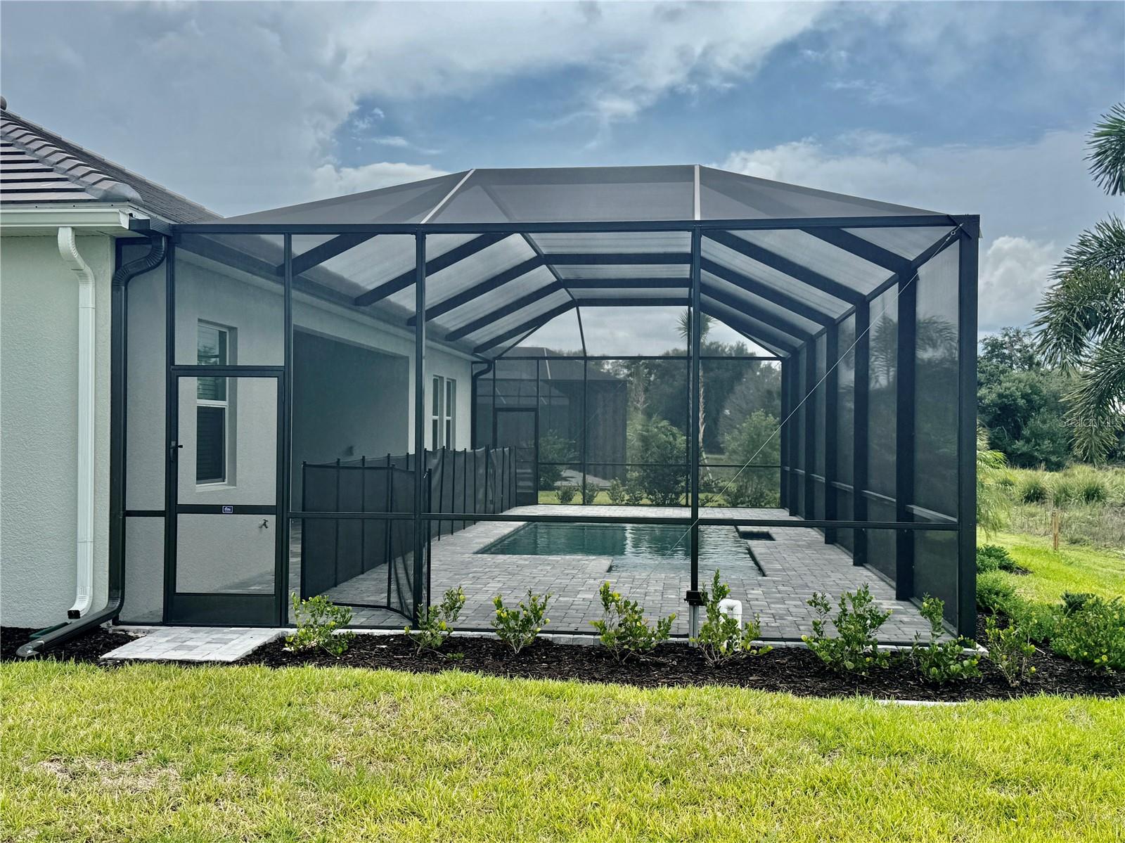 19227 Scallop Loop Property Photo 9