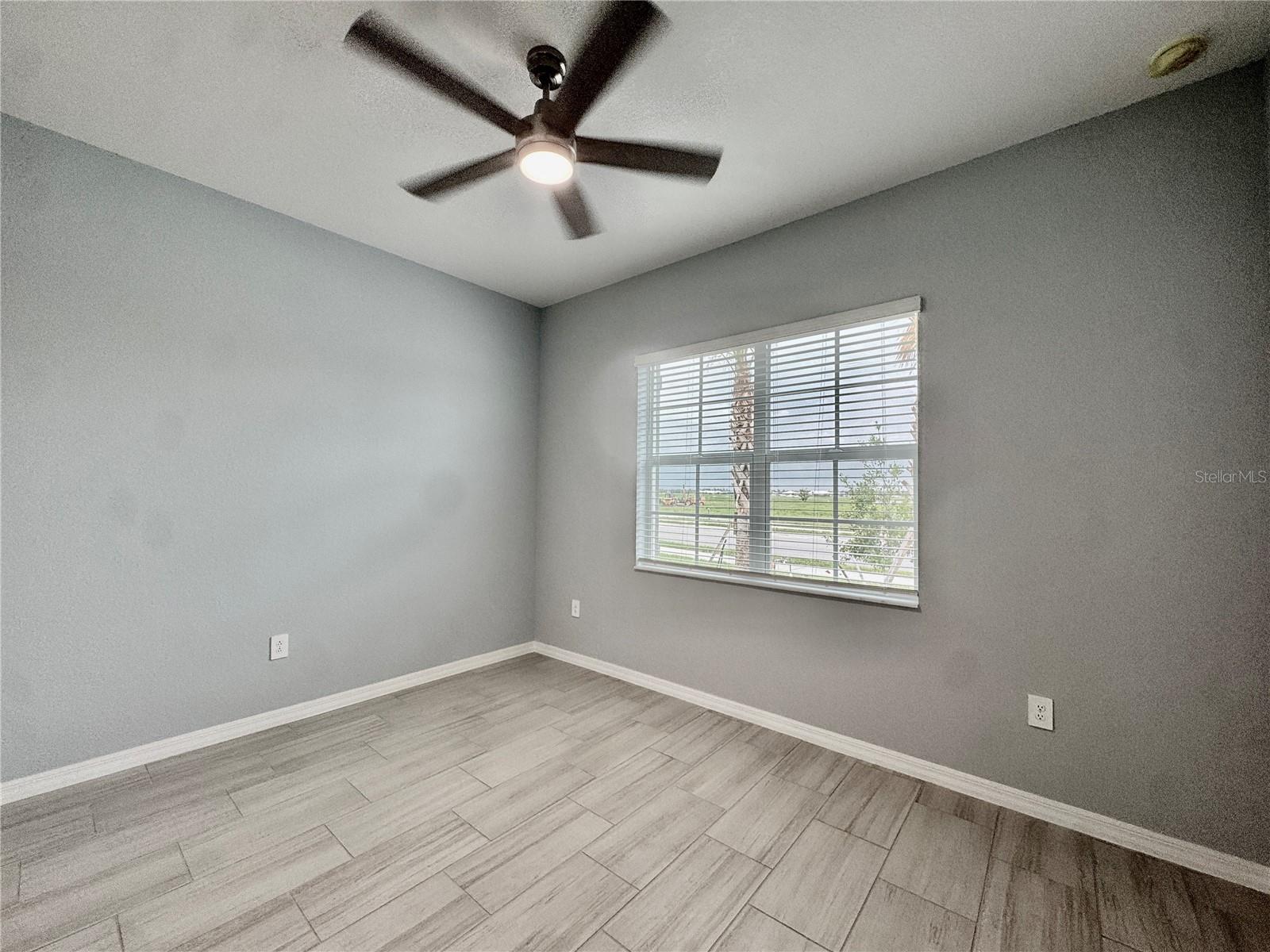 19227 Scallop Loop Property Photo 23