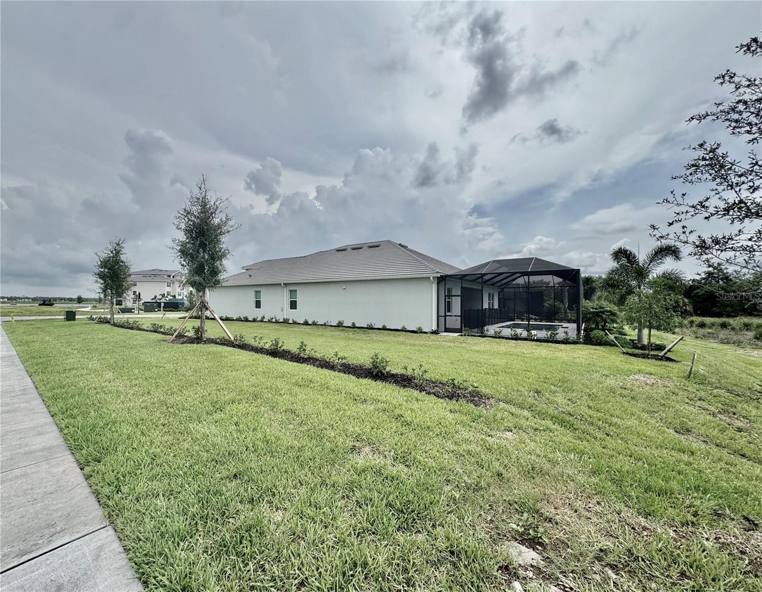 19227 Scallop Loop Property Photo 38