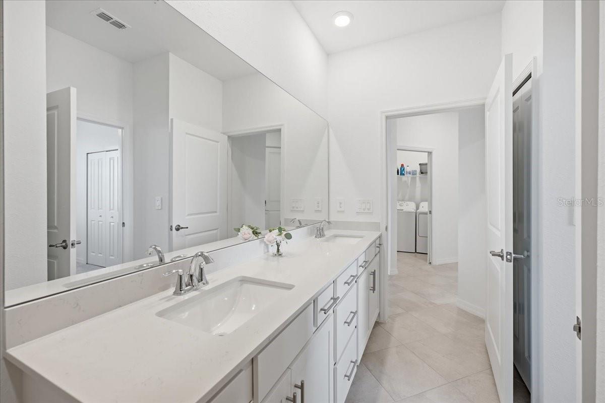19116 Scallop Loop #301 Property Photo 27