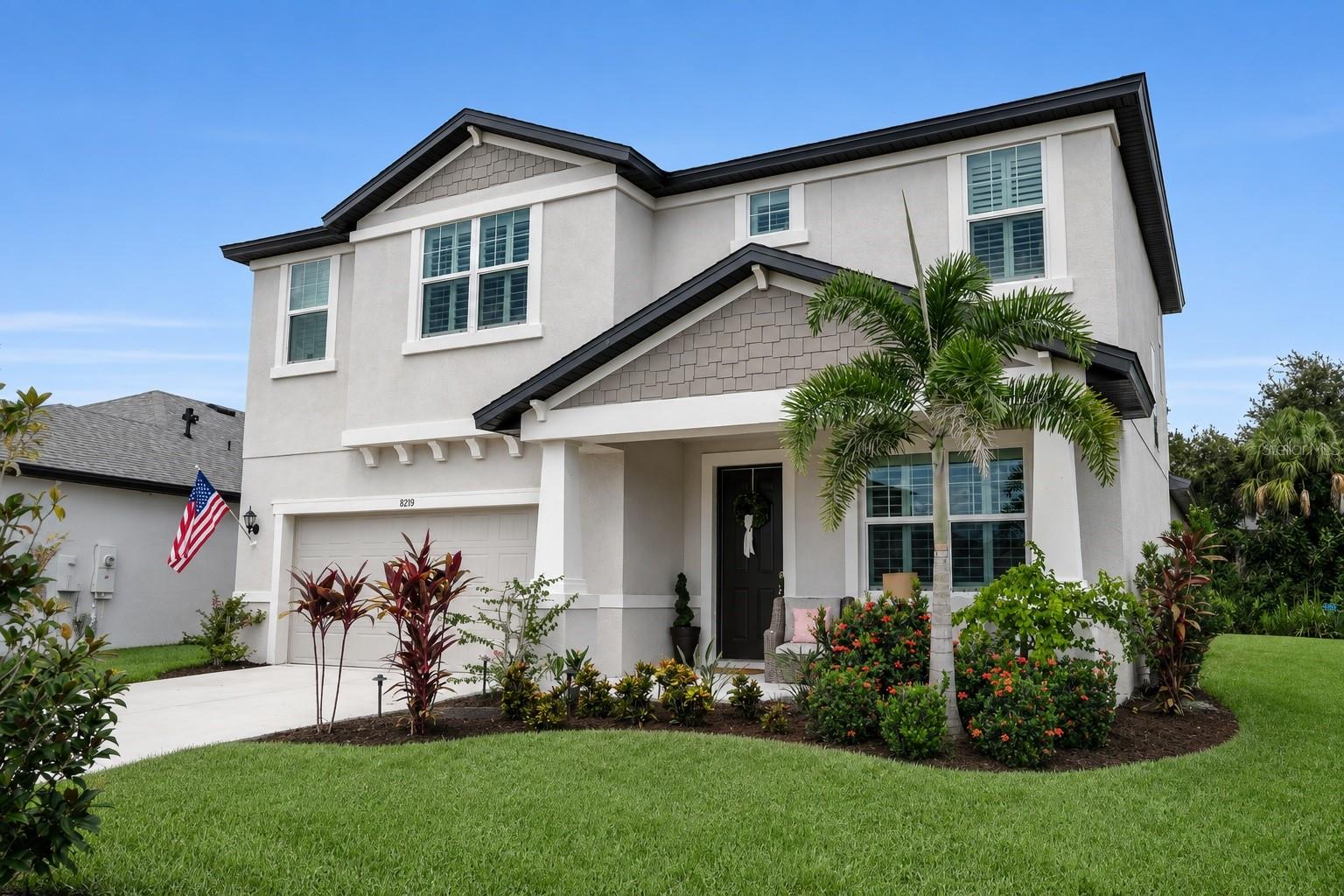 8219 Tea Olive Ter Property Photo 1