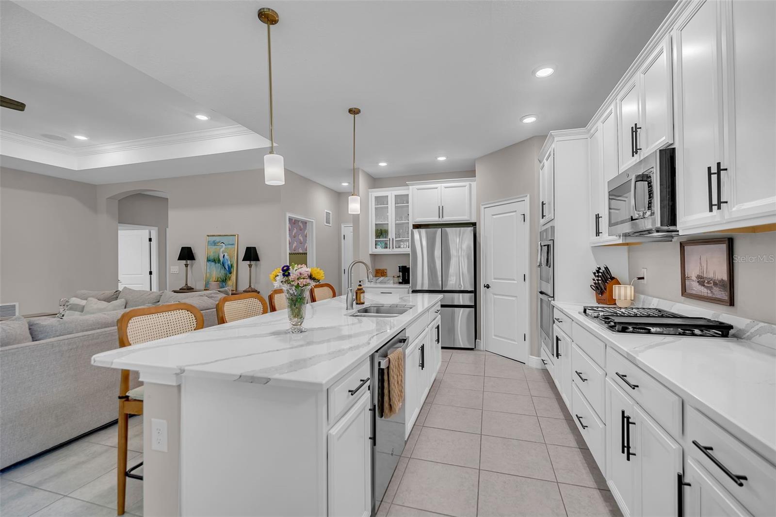 8219 Tea Olive Ter Property Photo 24