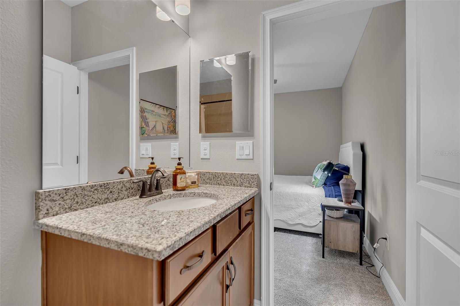 8219 Tea Olive Ter Property Photo 48