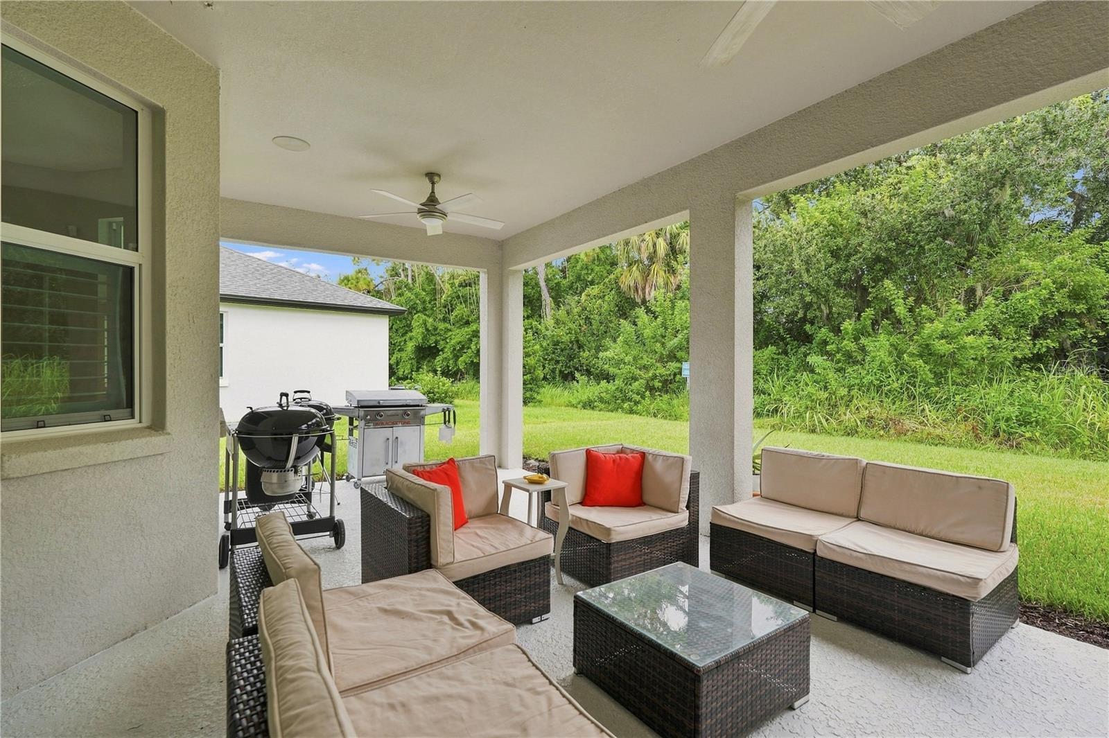 8219 Tea Olive Ter Property Photo 55