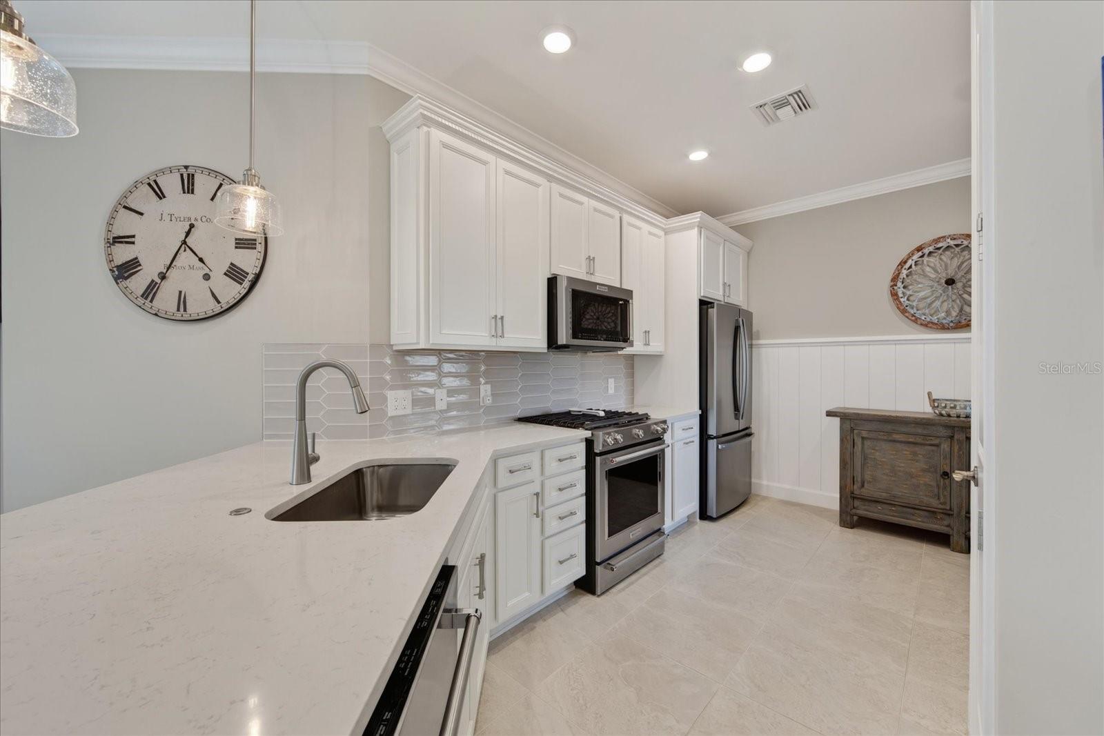 7653 Summerland Cv Property Photo 6