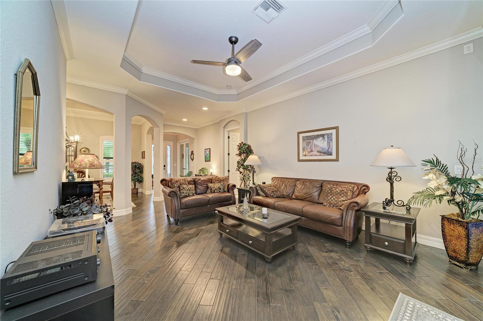 5660 Cloverleaf Run Property Photo 11