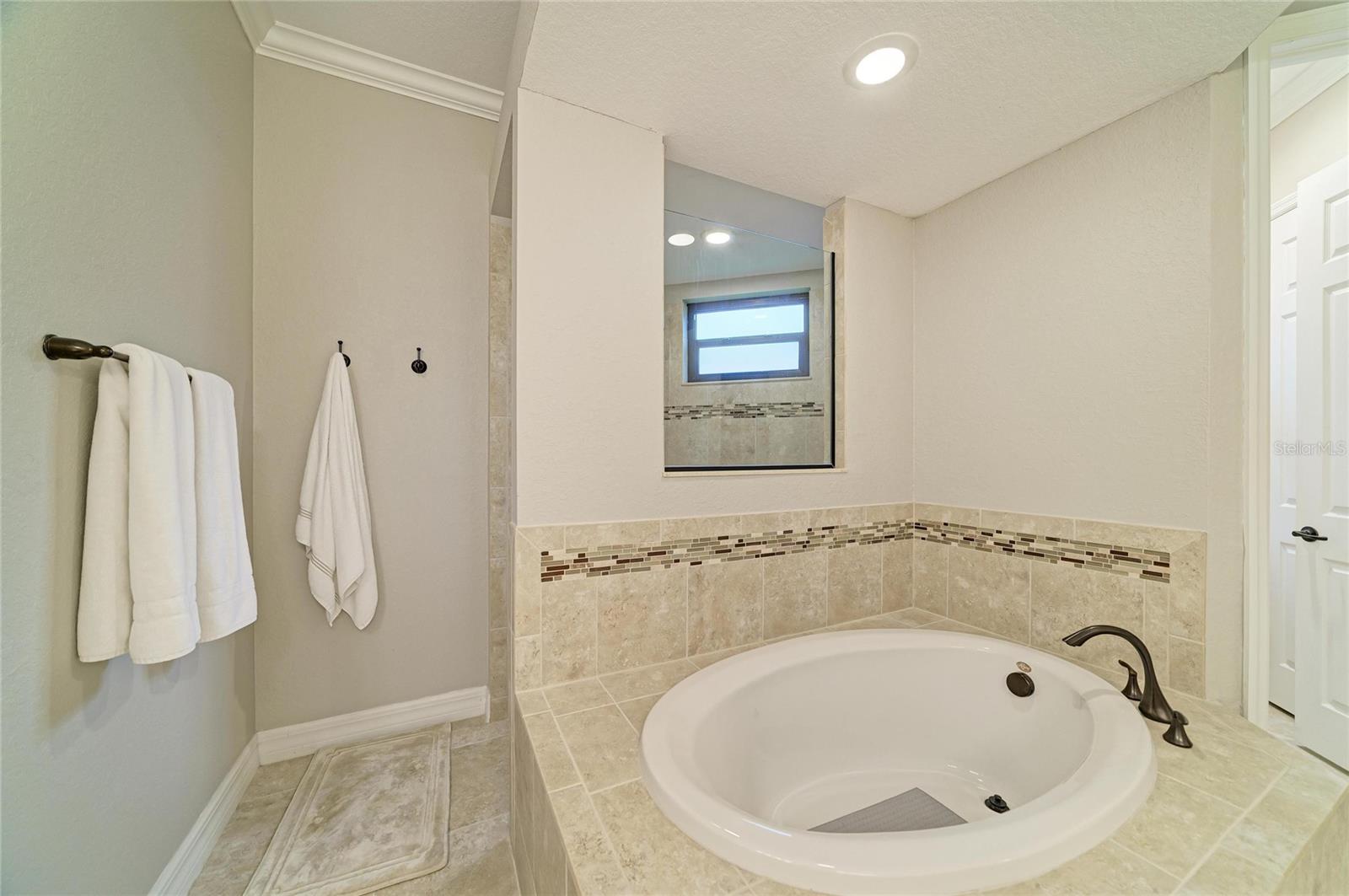 5660 Cloverleaf Run Property Photo 35