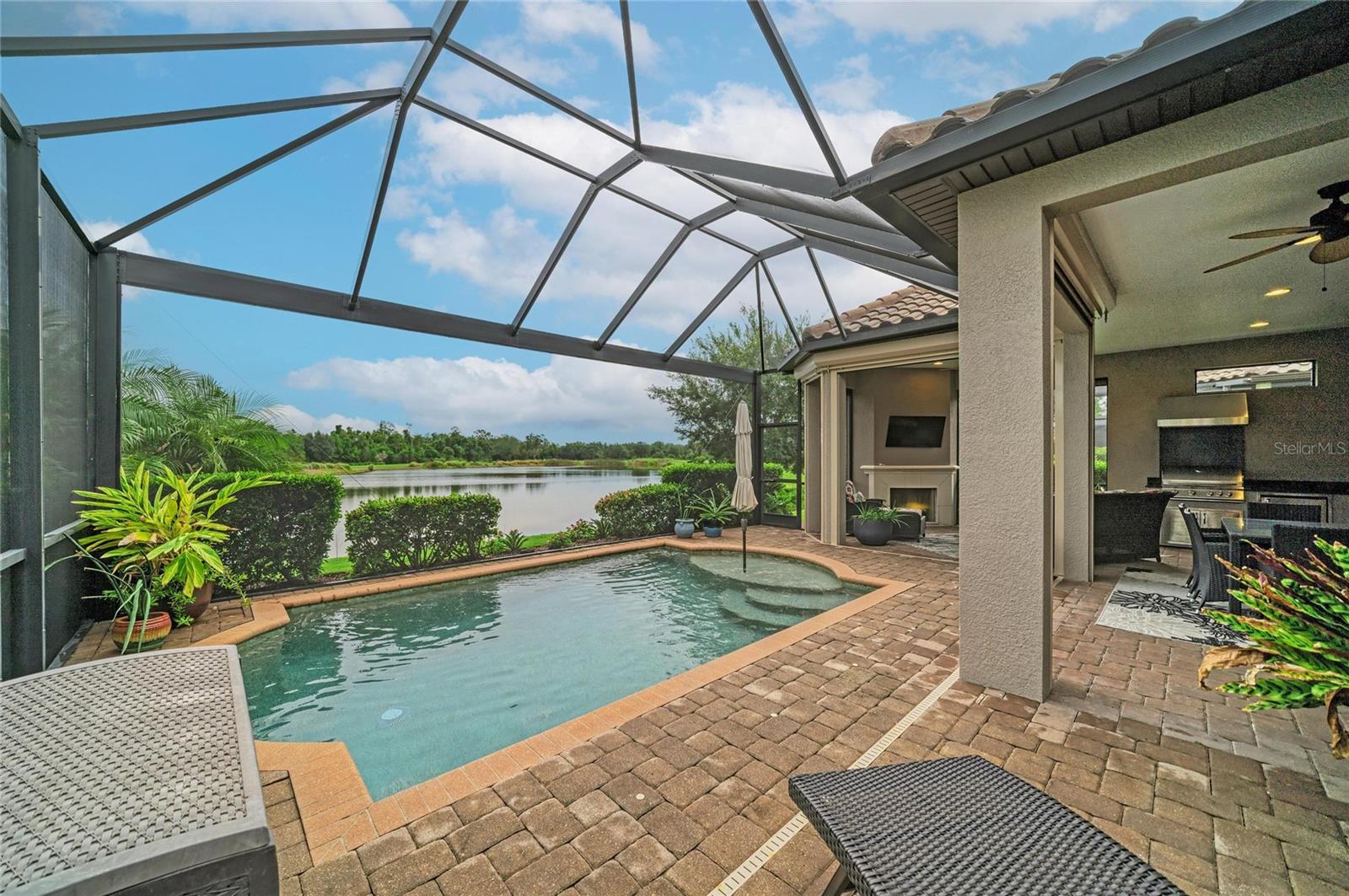 13321 SORRENTO WAY Property Photo 1