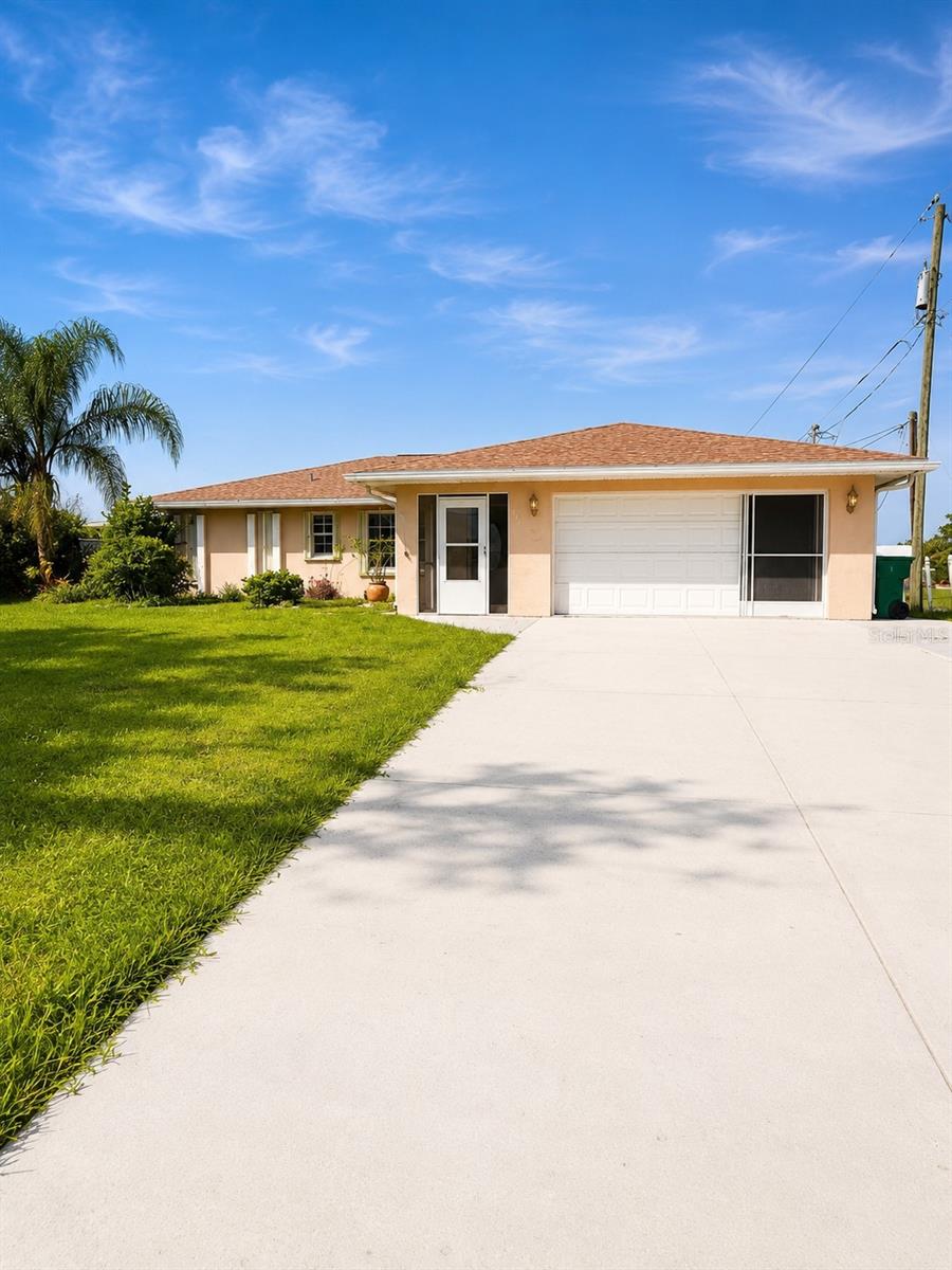 440 W TARPON BLVD NW Property Photo 1