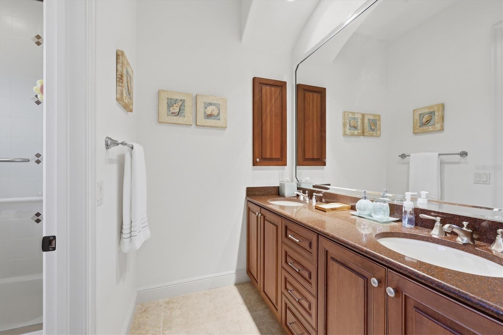 3548 Founders Club Dr Property Photo 28