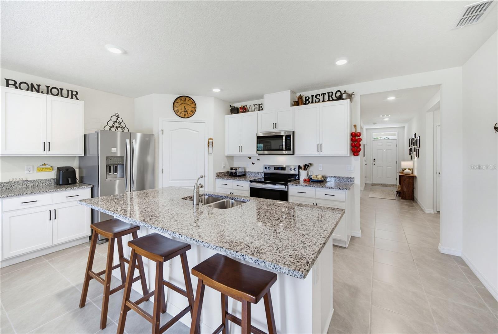 3432 Islewood Ct Property Photo 5