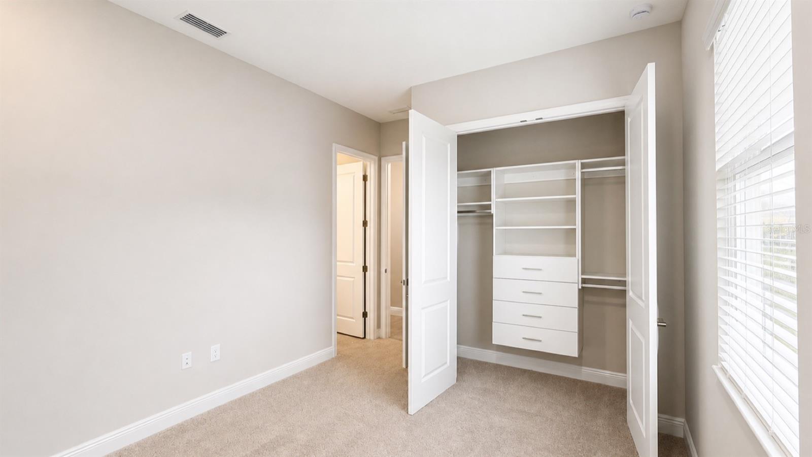 812 Blue Shell Loop Property Photo 33