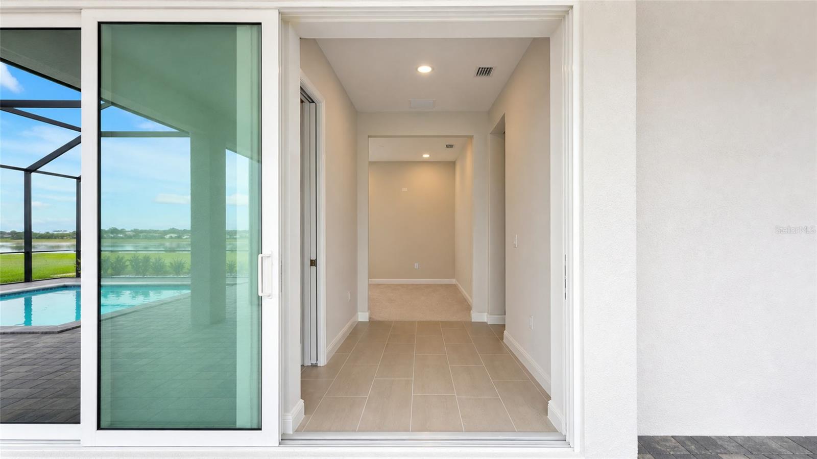 812 Blue Shell Loop Property Photo 41