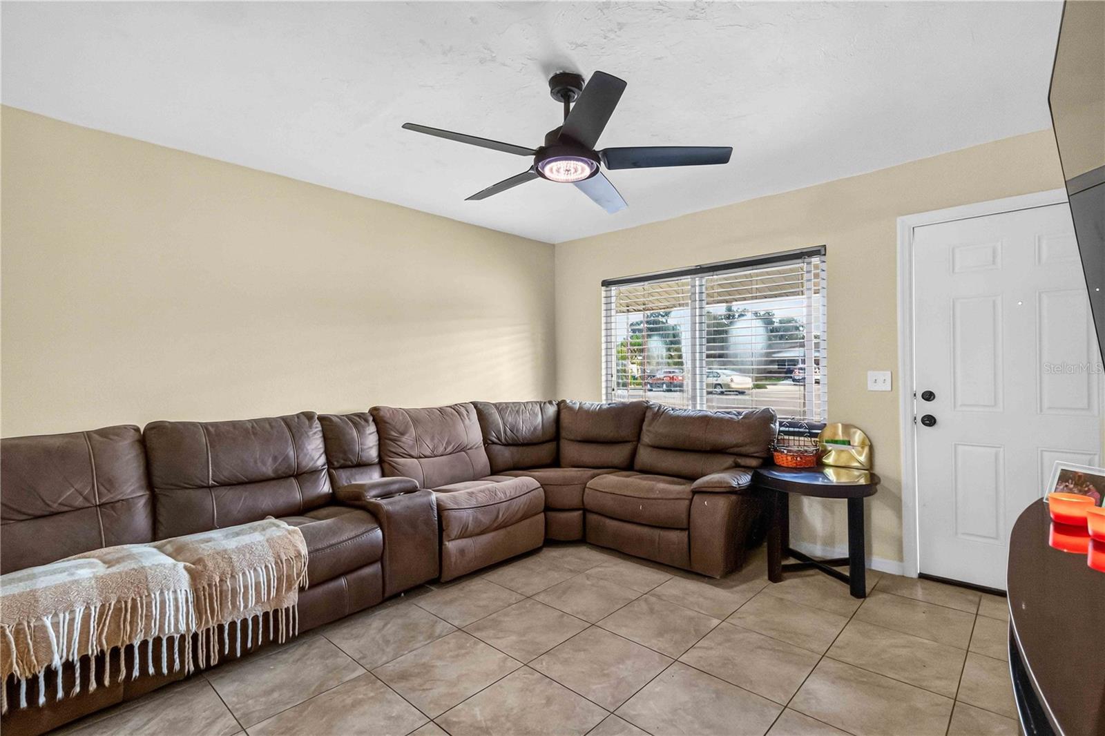2316 Powell Cir Property Photo 7