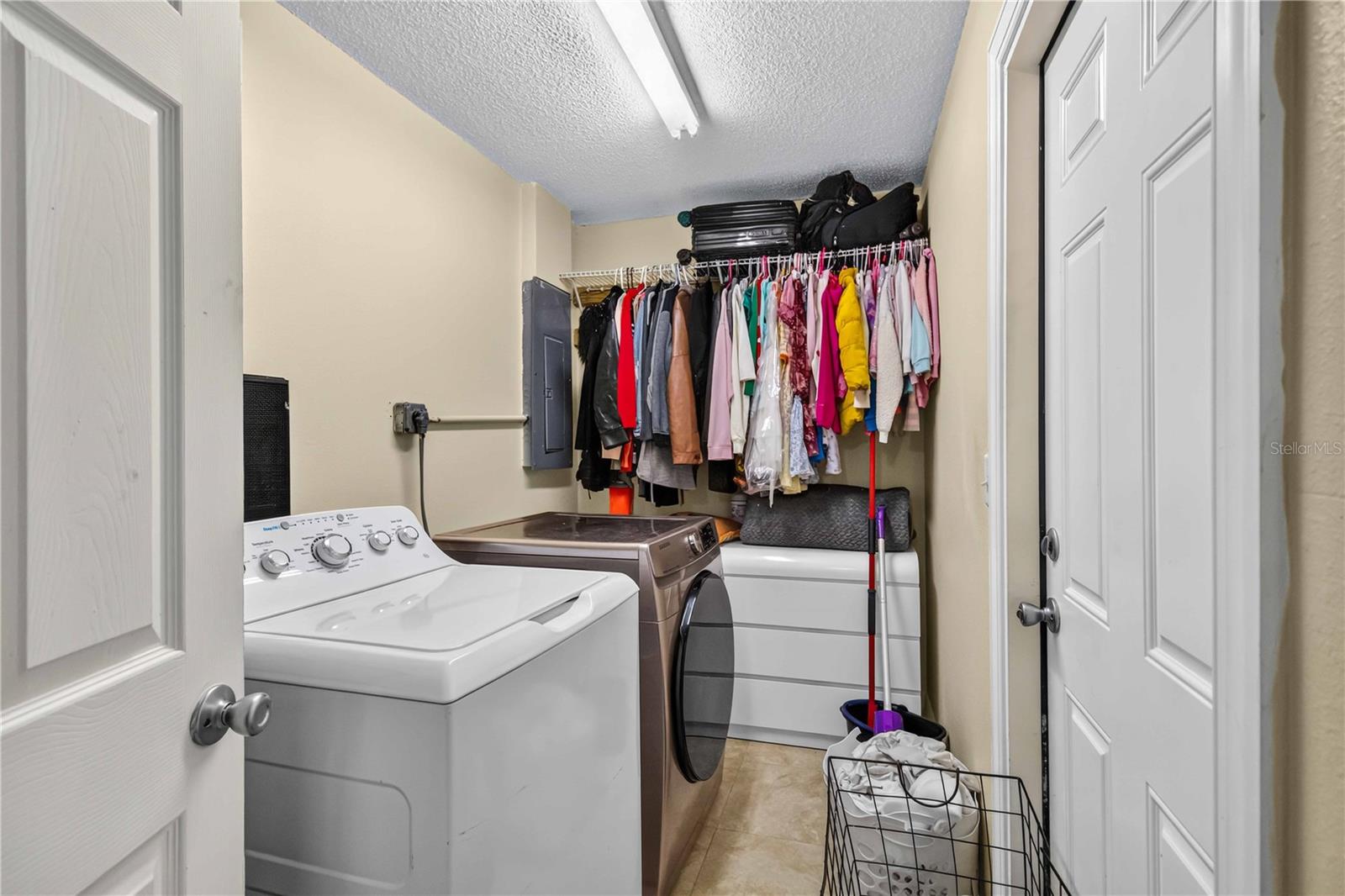 2316 Powell Cir Property Photo 24
