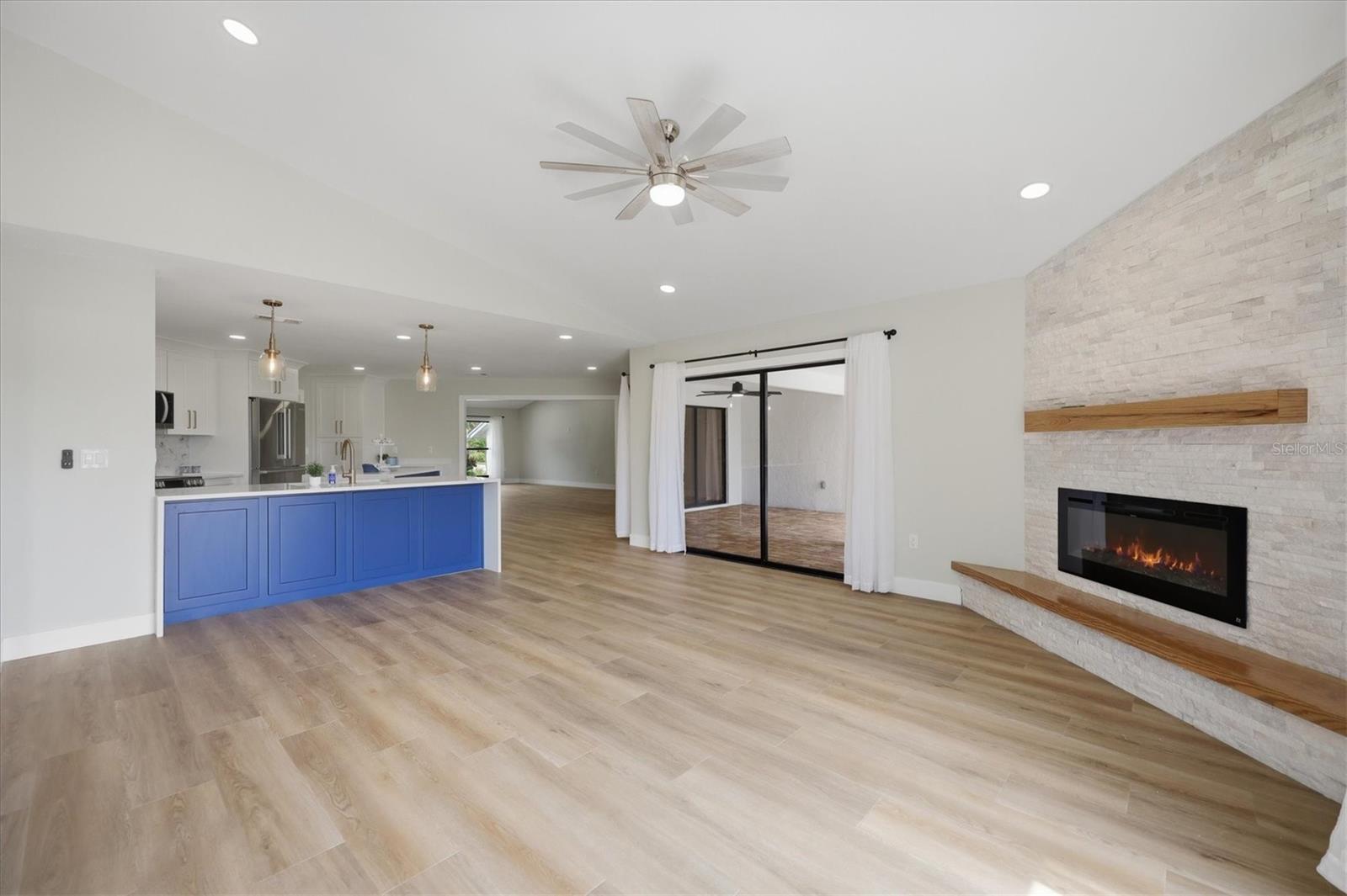 8822 Misty Creek Dr Property Photo 19