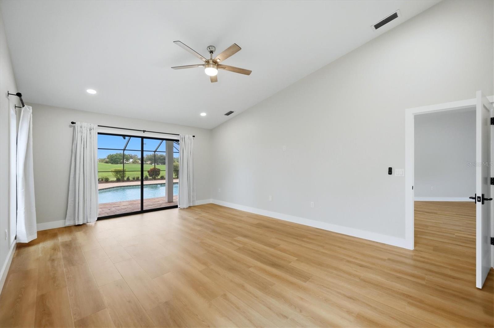 8822 Misty Creek Dr Property Photo 24