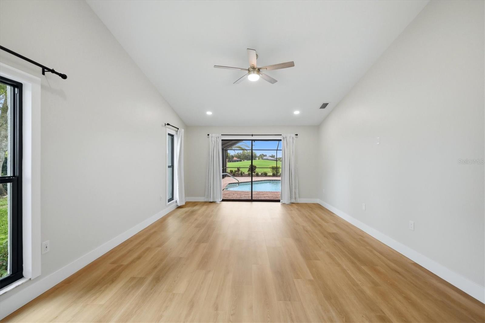 8822 Misty Creek Dr Property Photo 27