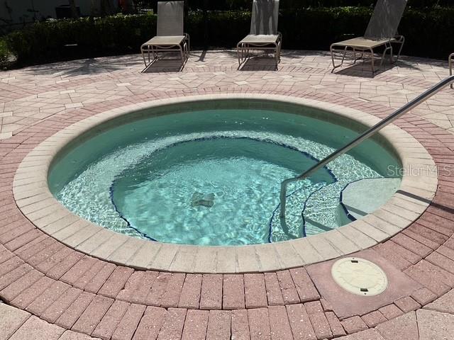 5711 Bentgrass Dr #19-211 Property Photo 3