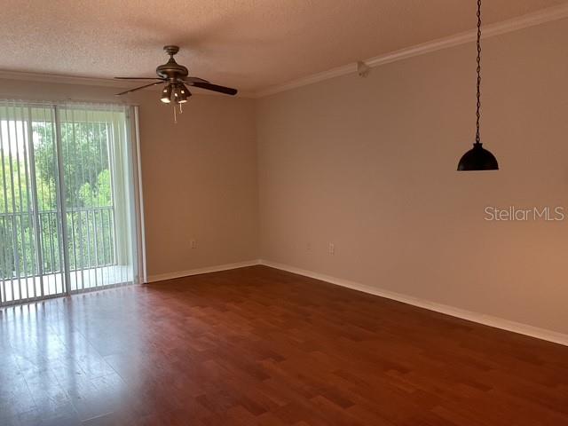 5711 Bentgrass Dr #19-211 Property Photo 5