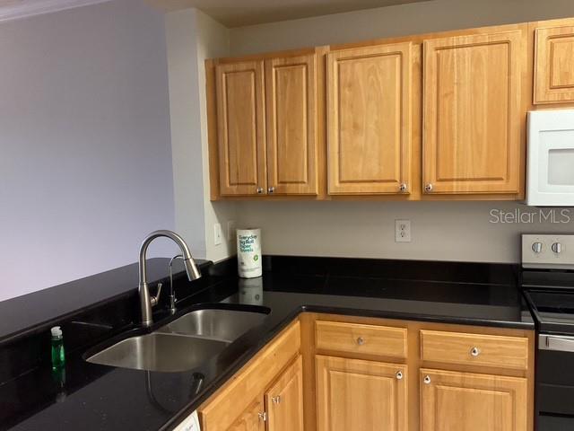 5711 Bentgrass Dr #19-211 Property Photo 14